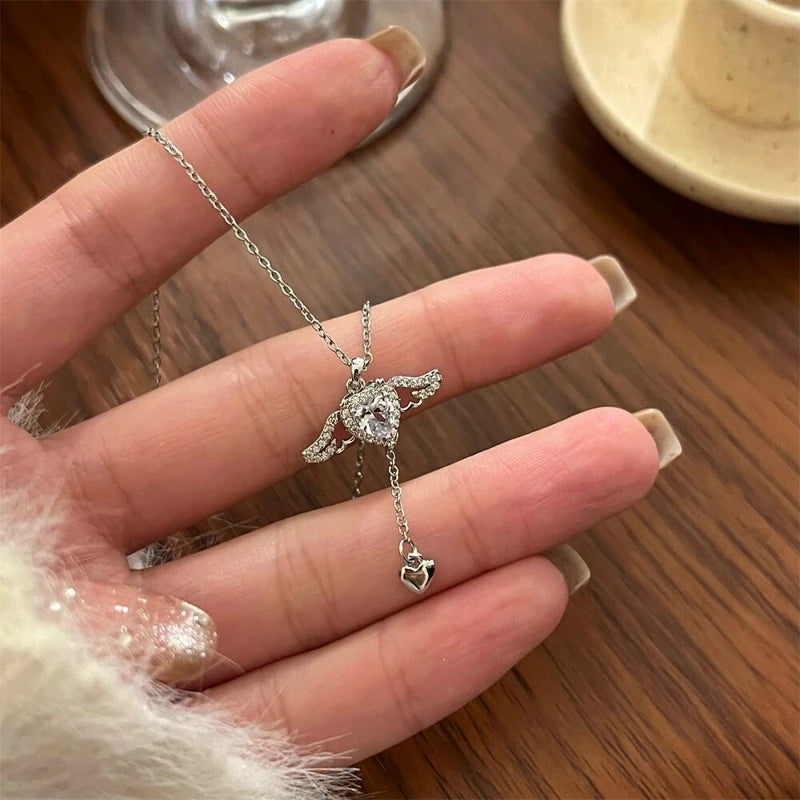 2023 Crystal Angel Wings Heart Pendant Necklace Y2K Girl Simple Pink White Zircon Love Elegant Ladies Necklace Women Jewelry